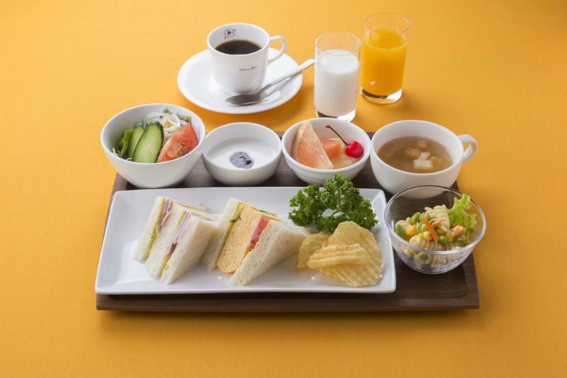 Shin Osaka Station Hotel Annex Dış mekan fotoğraf